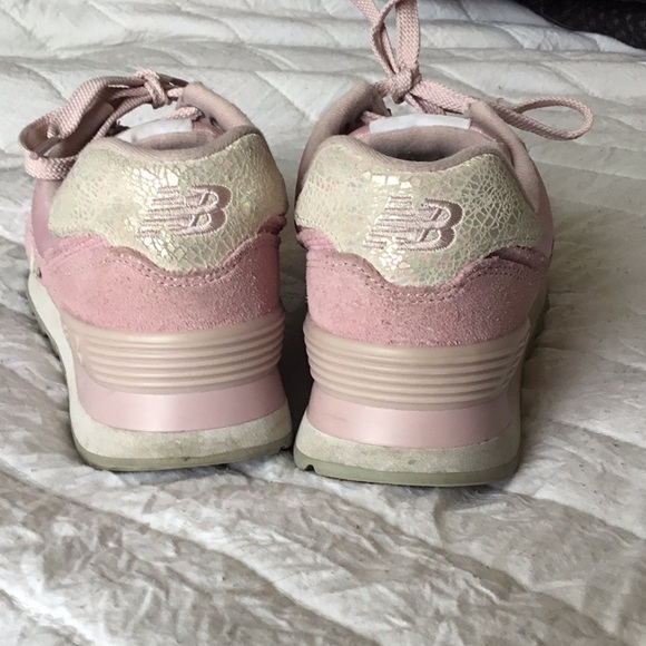 New Balance 574 - Picture 3 of 9